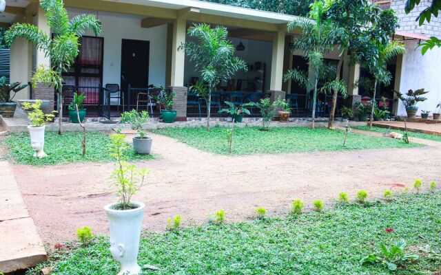 Dambulla Holiday Home