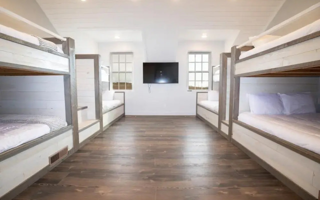 Twice Charmed 8 Bedroom Townhouse