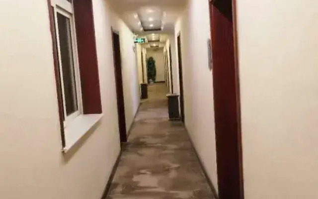 Tanchang Jinyuan Hotel