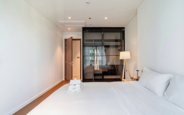 The CREST Premier Residence