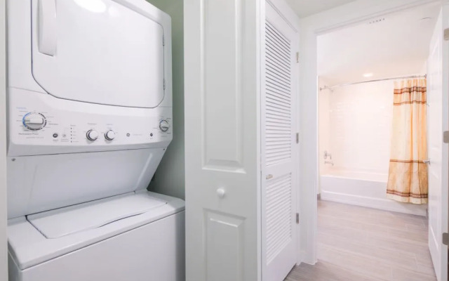 Luxury 2BR Condos at Hollywood Beach
