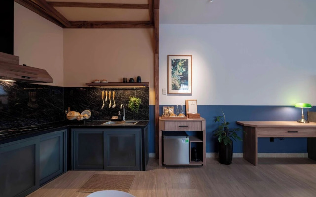 The Lamp Boutique House