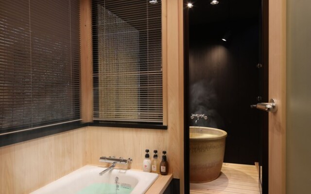 Kanade Kyoto Hachijoguchi