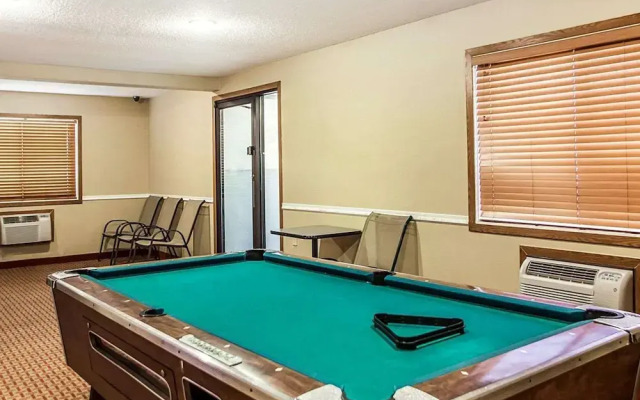 Quality Inn & Suites Davenport