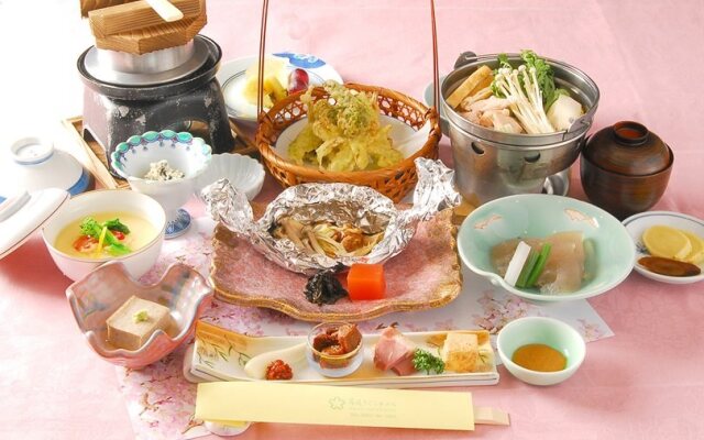 Takato Sakura Hotel