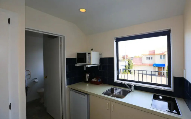 Annabelle Court Motel