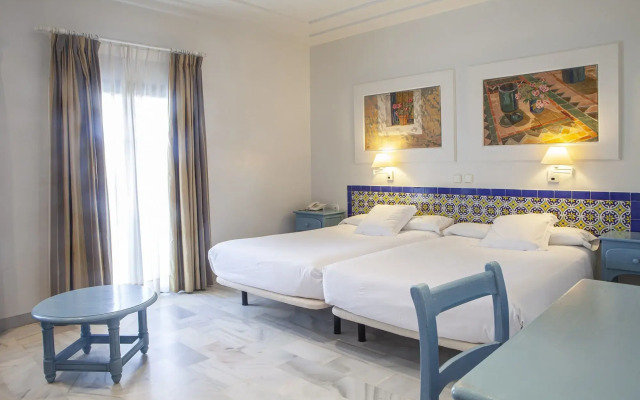 Playa De La Luz Hotel