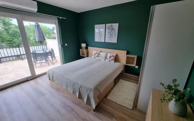 BIBI Terasz Apartman