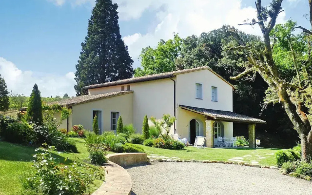 Apartment in Tuscany With Pool & Golf