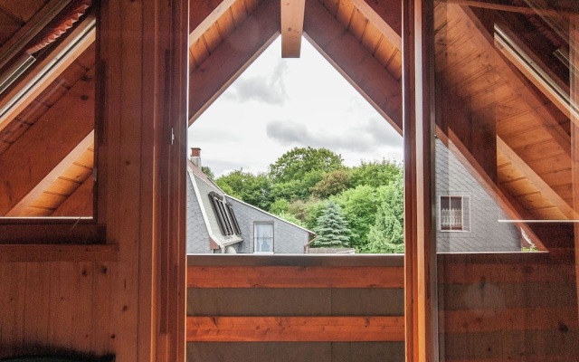 Cozy Holiday Home in Gehren with Private Terrace