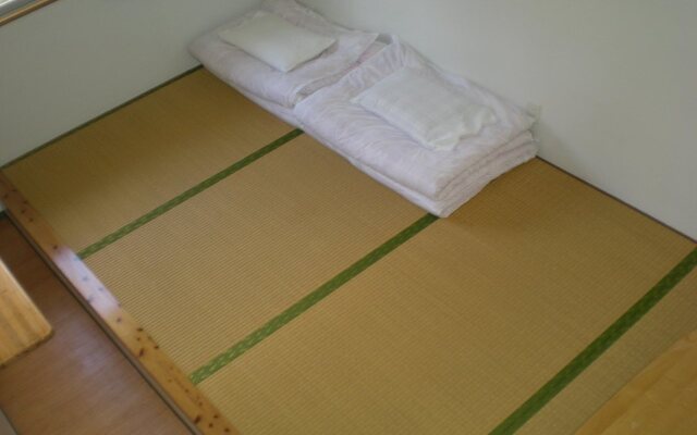 Ken Hostel