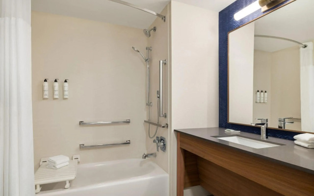 Fairfield by Marriott Inn & Suites Madison South
