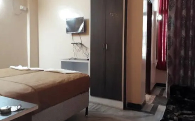 Hotel Megharaj