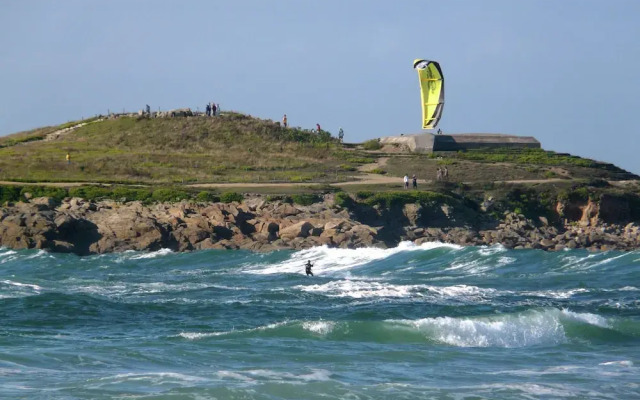 Cozy Holiday Home in Penmarch with Private Swimming Pool