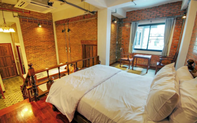 Saeng Panya Home - Boutique Residence (SHA Plus+)