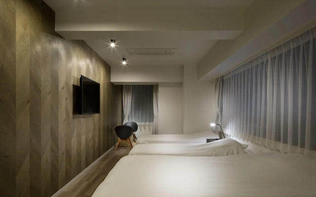 City Hotel N.U.T.S.