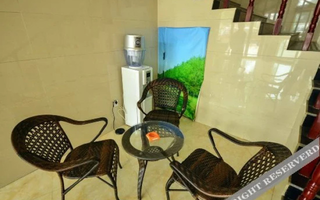 Qinghui Express Hotel