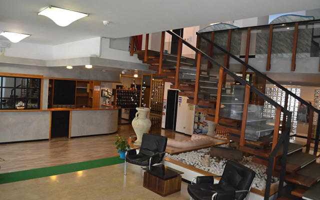 Hotel Arena