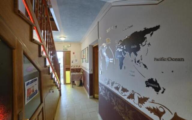 Hostel Step