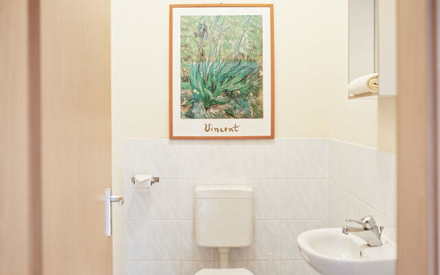 Essentis Biohotel