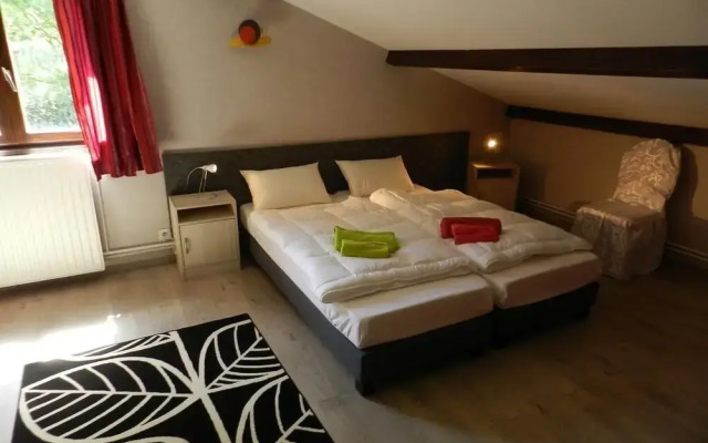 Gîte du Domaine des Pierres Dorées