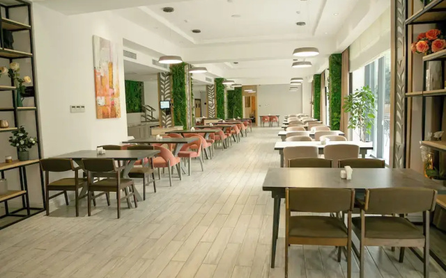 Qarabag Hotel