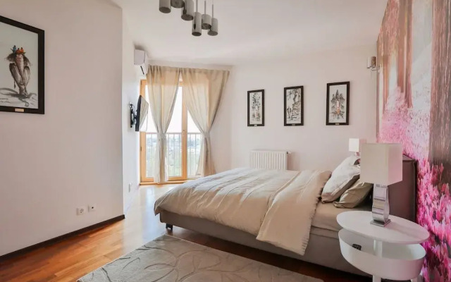 Wild Orchids of Bucharest