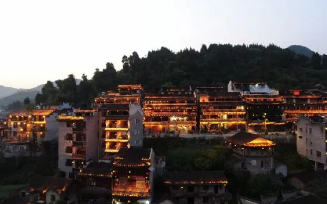 Furong Town Xiangqing Xiangyu Inn