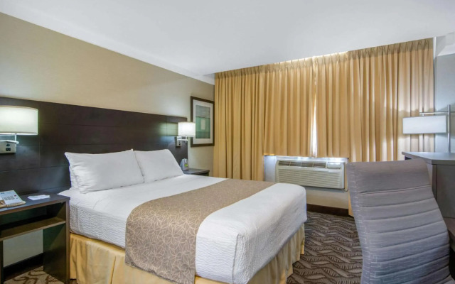 Clarion Hotel