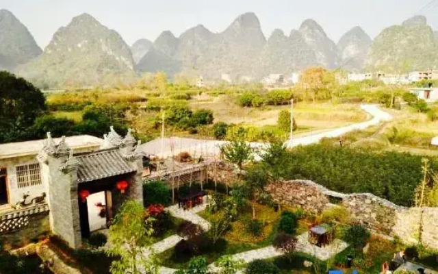 Yangshuo Xiangui Manor (Yulong River Scenic Area)