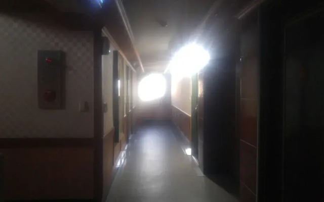 Samcheonpo Grand Motel