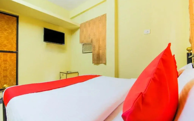 Crystal Holiday Homes by OYO Rooms