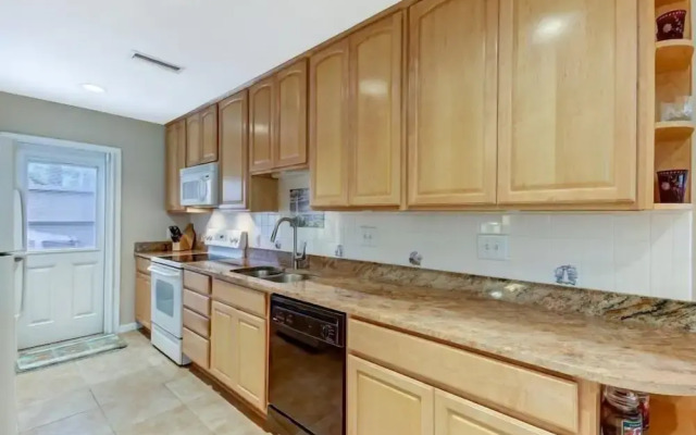 3308-fairway-oaks