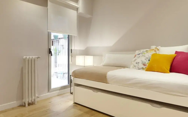 Arrasate 2 Apartment by FeelFree Rentals