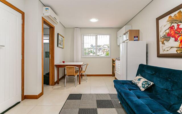 Apartamento tranquilo a 5min da UFSC RLB014