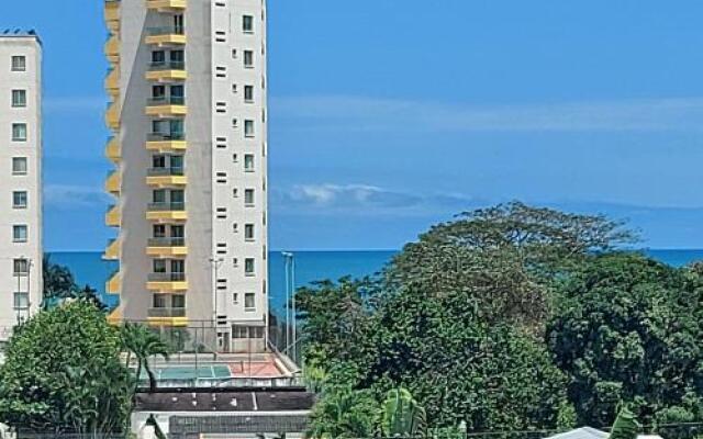 Hotel Almond Beach