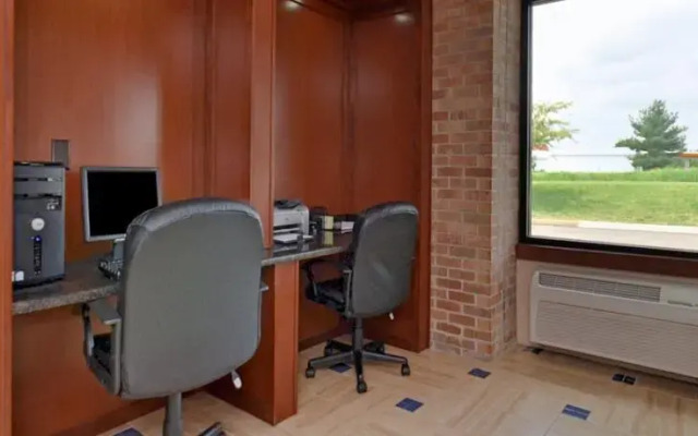 Comfort Inn Marshall