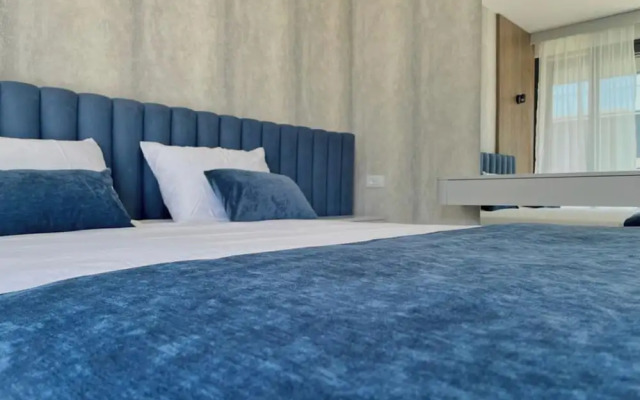 Zados Luxury Residence