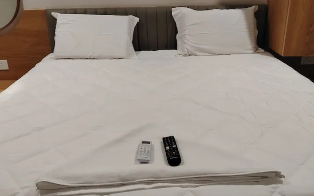 PubliQ Luxury Stays