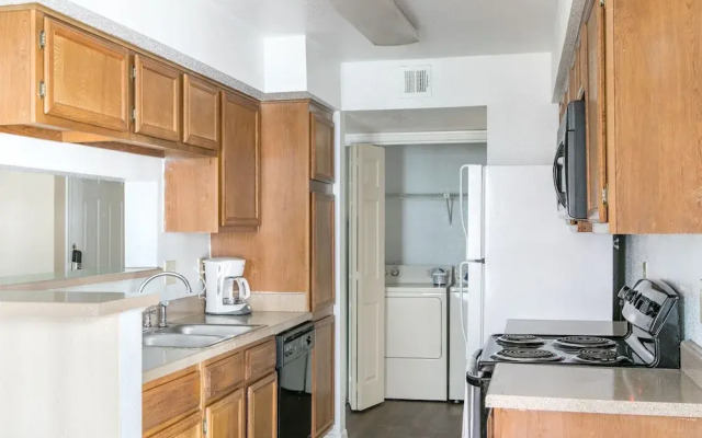 WanderJaunt - Cozy Apts in North Austin