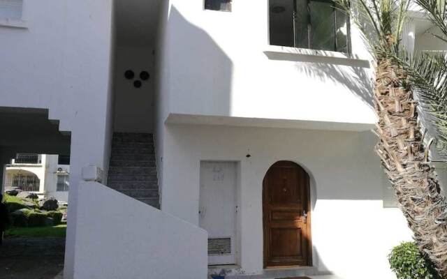 Allyene Garden View Apartment