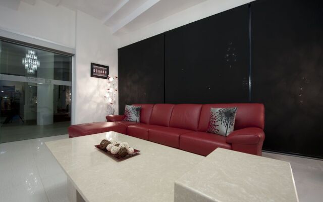 Ramada Resort Golden Beach