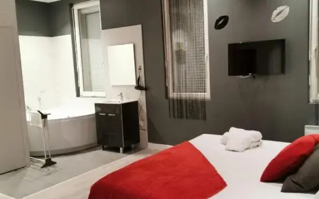 Appartement GRIS - LOVE SUITE - BALNEO-JACCUZI