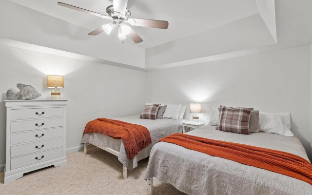 Sea Winds Condominiums C