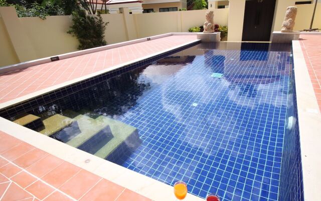 Bang Saray Pool Villa by Pattaya Sunny Rentals