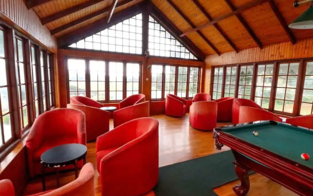 Alpine Hotel
