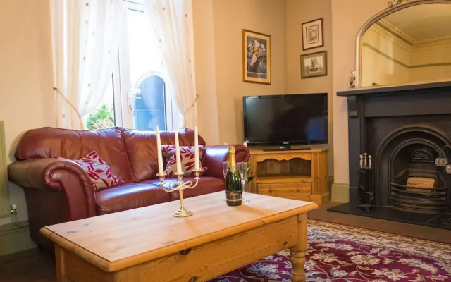 Victoria House Room Only Accommodation