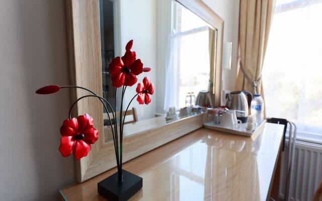 Bridge Guest House
