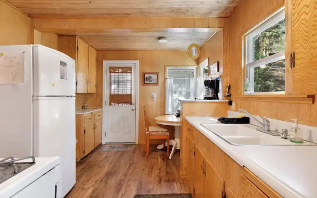 Pinglewood Cabin #2096