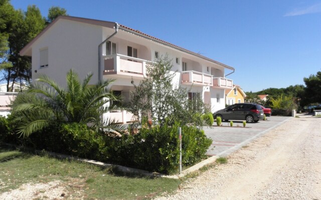 Vink - 80 m From Beach - A2